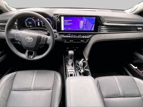 Used 2025 Toyota Camry XLE w/ Premium Package FWD image 16