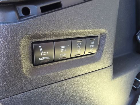 Used 2014 Ford Flex Limited w/ Equipment Group 303A AWD/4WD image 25