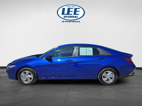 Certified 2026 Hyundai Elantra SE FWD image 6