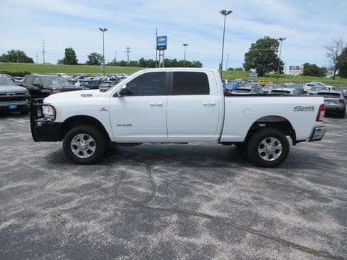 Used 2019 RAM 2500 Big Horn AWD/4WD image 2