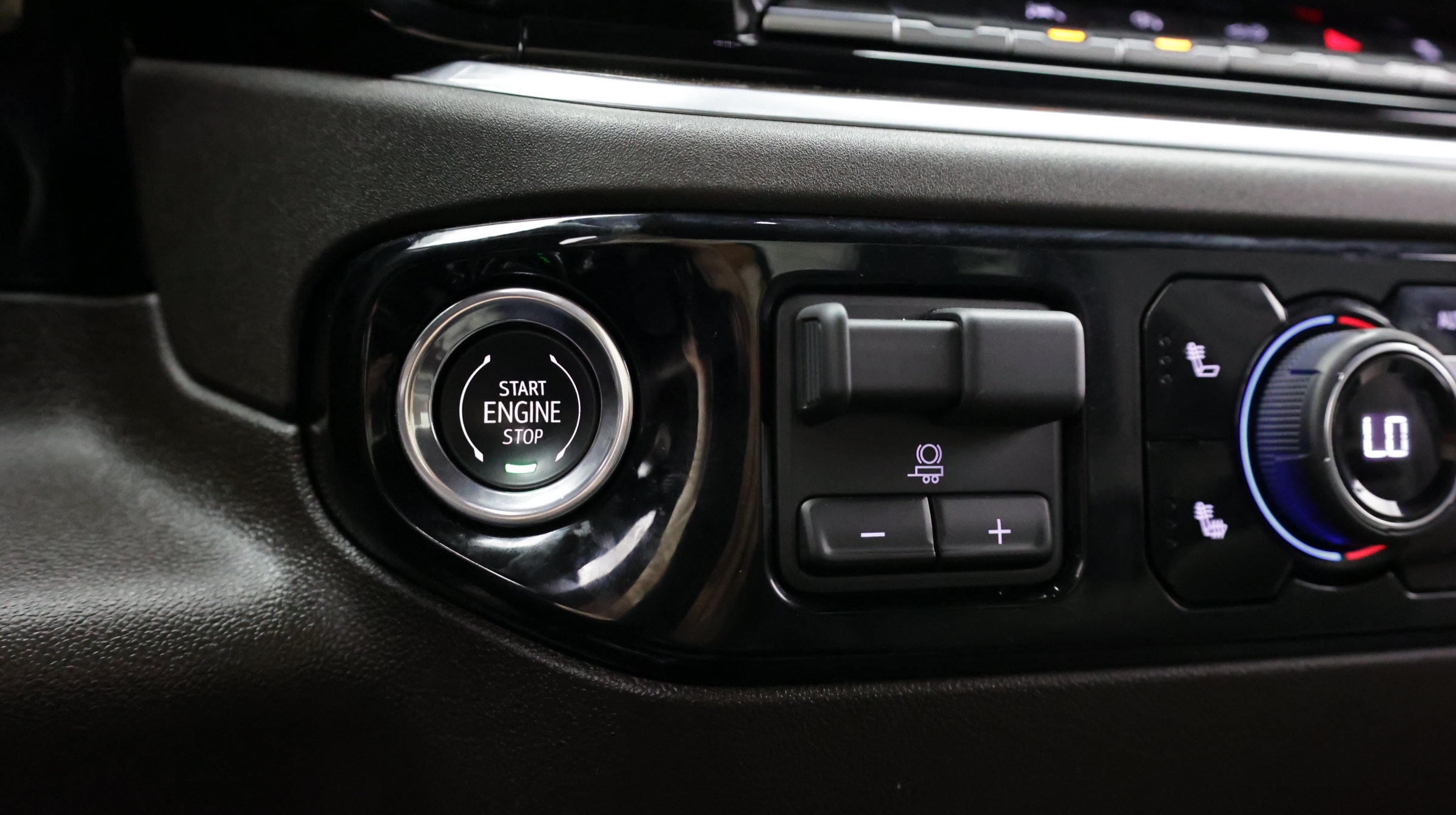 Used 2026 Chevrolet Silverado 1500 RST AWD/4WD image 21