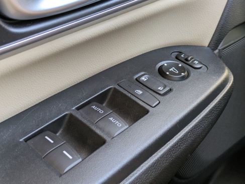 Used 2020 Honda CR-V EX-L image 25