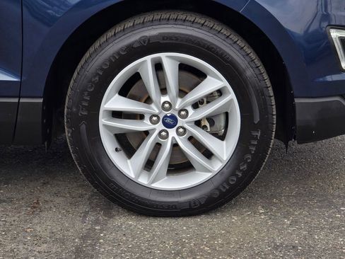 Used 2017 Ford Edge SEL w/ Equipment Group 201A AWD/4WD image 9