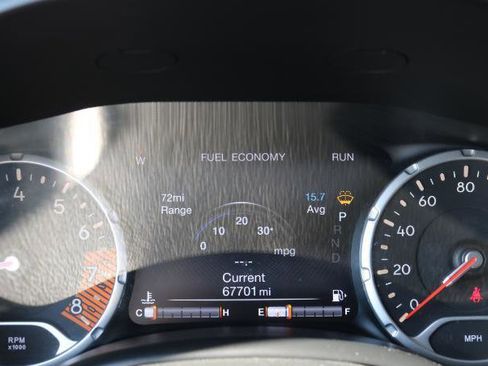 Used 2019 Jeep Renegade Trailhawk w/ Cold Weather Group II image 10