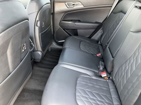 Certified 2023 Kia Sportage X-Line w/ X-Line Premium Package AWD/4WD image 16