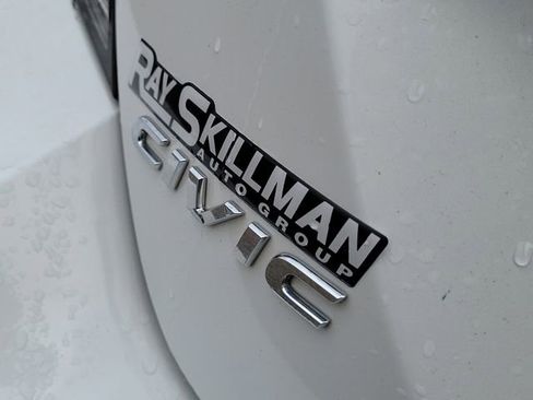 Used 2019 Honda Civic Sport image 8