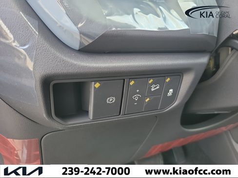 New 2027 Kia Seltos S FWD image 21