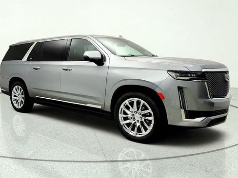 Used 2023 Cadillac Escalade ESV Premium Luxury Platinum w/ LPO, Radiant Package AWD/4WD image 3