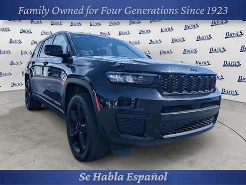 Used 2023 Jeep Grand Cherokee L Laredo AWD/4WD image 1