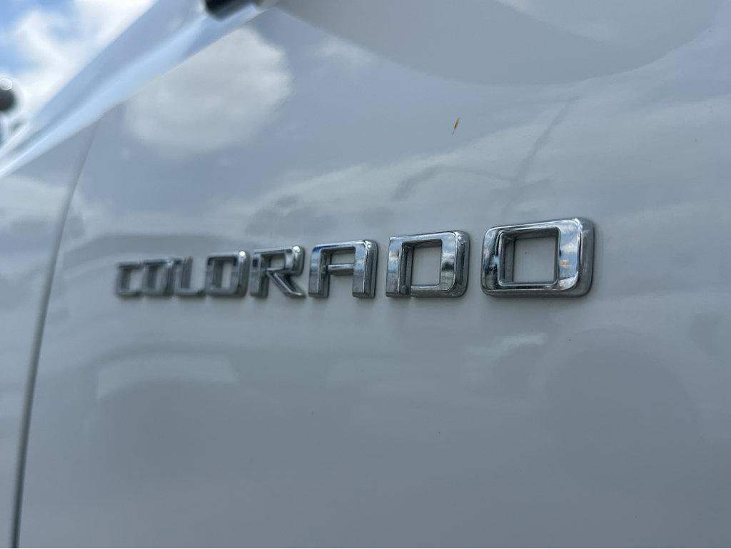 Used 2025 Chevrolet Colorado W/T AWD/4WD image 40