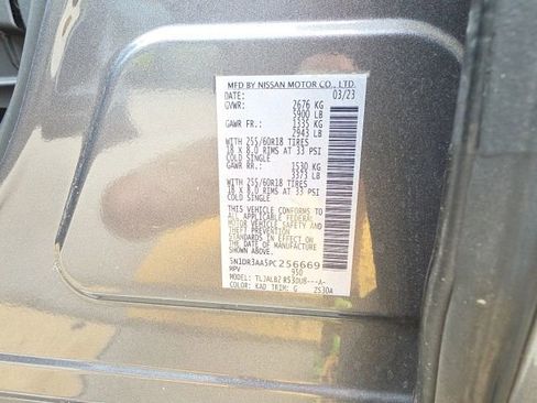 Used 2023 Nissan Pathfinder S FWD image 29
