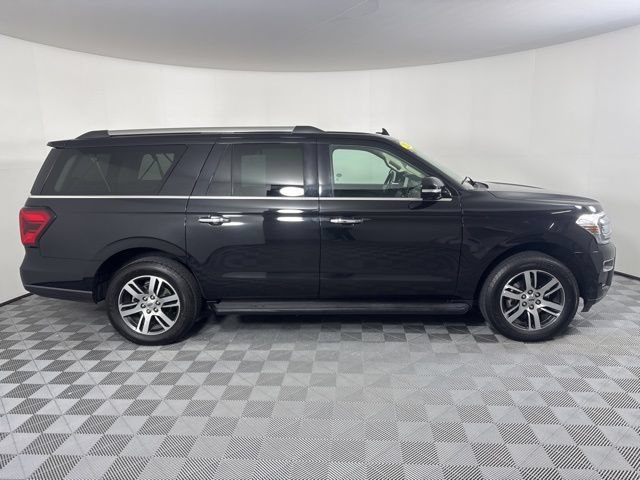Used 2024 Ford Expedition Max Limited AWD/4WD image 4