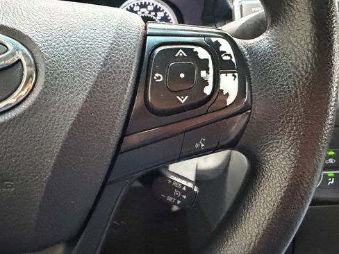 Used 2016 Toyota Camry LE FWD image 24