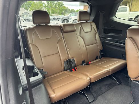 Used 2020 Kia Telluride SX w/ SX Prestige Package AWD/4WD image 17