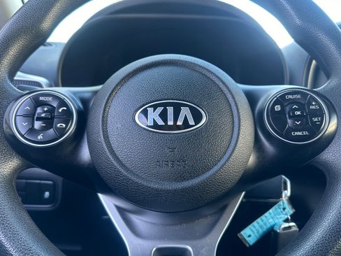 Used 2021 Kia Soul S image 22