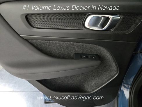 Used 2023 Volvo XC40 Recharge Plus AWD/4WD image 19