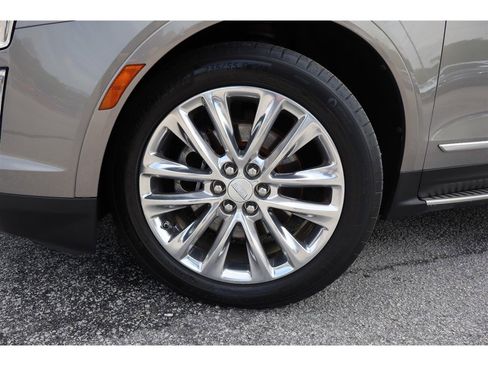 Used 2019 Cadillac XT5 Luxury FWD image 10