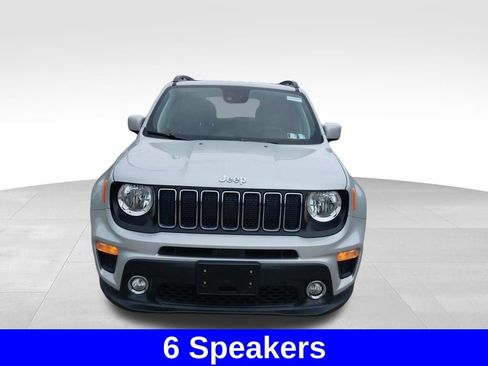 Used 2021 Jeep Renegade Latitude FWD image 3