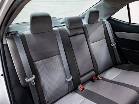 Used 2017 Toyota Corolla LE w/ Body Protection Package FWD image 11