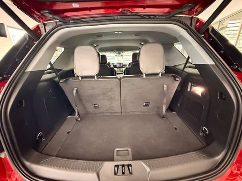 Used 2023 Ford Explorer XLT w/ Equipment Group 202A image 12