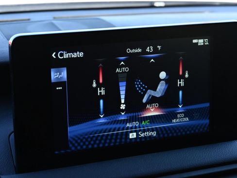 Used 2025 Lexus IS 350 F Sport image 32