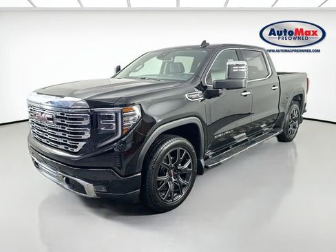 Used 2024 GMC Sierra 1500 Denali w/ Denali Carbonpro Edition AWD/4WD image 5
