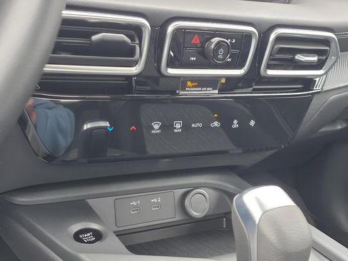 New 2026 Nissan Sentra SV image 21