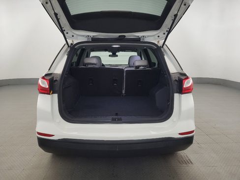 Used 2020 Chevrolet Equinox LS w/ LS Convenience Package FWD image 29