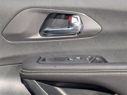 New 2026 Chrysler Pacifica Select image 34