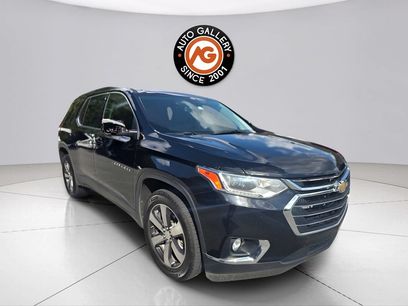 Used 2021 Chevrolet Traverse LT w/ LT Premium Package