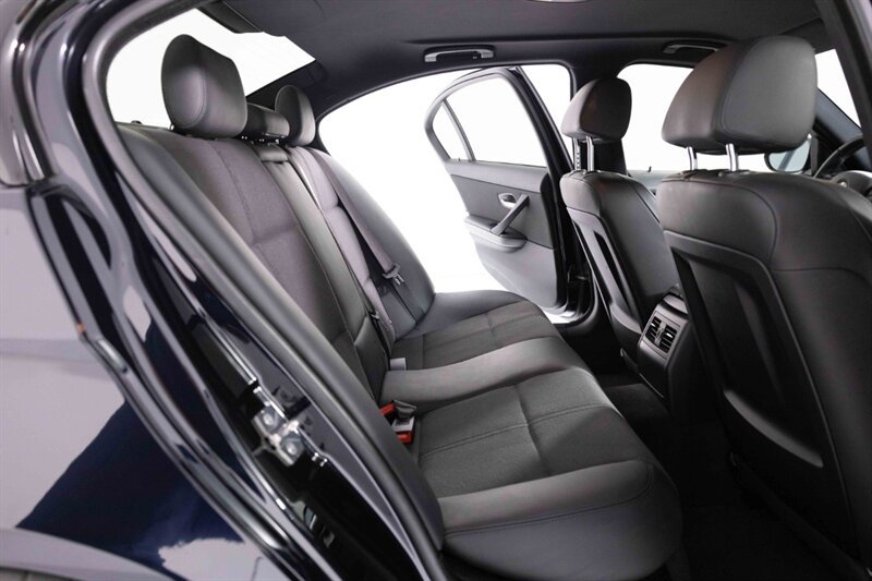 Used 2009 BMW M3 Sedan RWD image 28