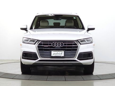 Used 2018 Audi Q5 Prestige w/ Prestige Package AWD/4WD image 2