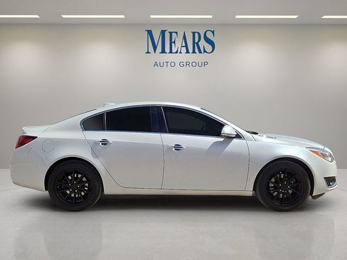 Used 2016 Buick Regal Premium w/ Driver Confidence Package #1 image 6