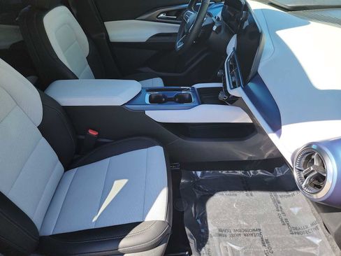 Used 2025 Chevrolet Equinox EV LT w/ Active Safety Package 3 image 18