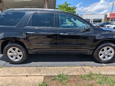 Used 2016 GMC Acadia SLE FWD image 8