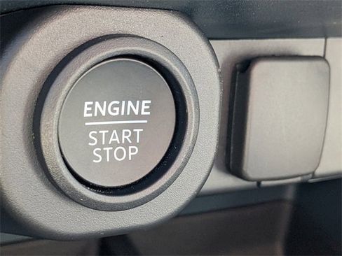 New 2025 Ford Maverick Lariat w/ 4K Tow Package image 14