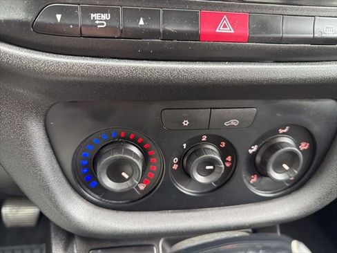 Used 2020 RAM ProMaster City SLT FWD image 14