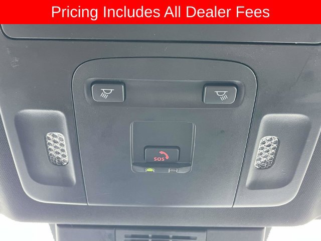 Used 2025 Toyota Camry SE FWD image 32