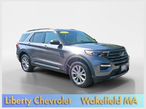 Used 2023 Ford Explorer XLT w/ Equipment Group 202A AWD/4WD image 1