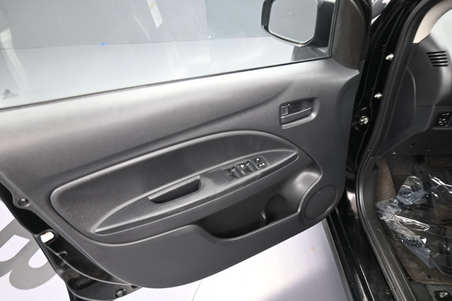 Used 2024 Mitsubishi Mirage LE FWD image 13