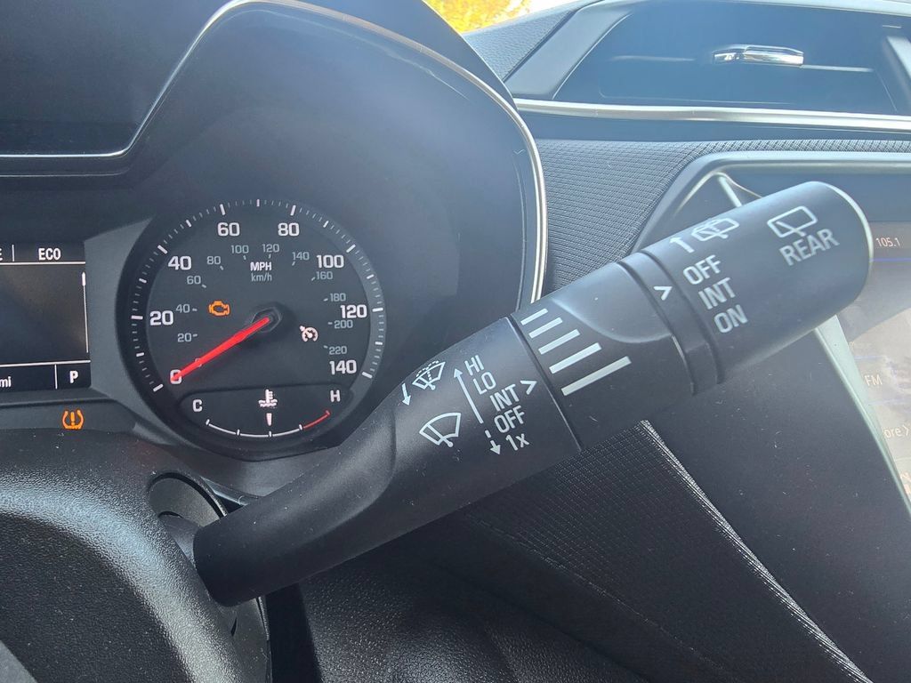 Used 2023 Chevrolet TrailBlazer LT FWD image 27