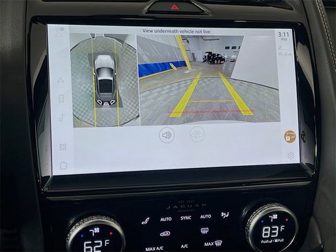 Certified 2024 Jaguar E-PACE R-Dynamic SE image 14