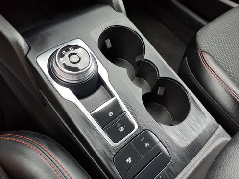 Used 2025 Ford Escape ST-Line image 22