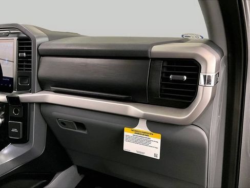 Used 2022 Ford F150 XLT w/ Equipment Group 302A High AWD/4WD image 15