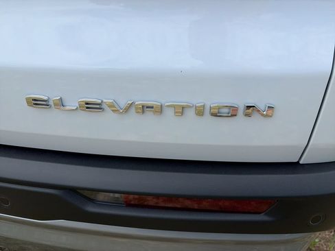 New 2026 GMC Acadia Elevation w/ Elevation Premium Package FWD image 42