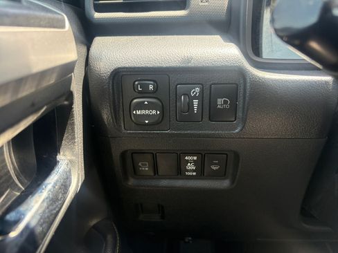 Used 2022 Toyota 4Runner SR5 Premium AWD/4WD image 23