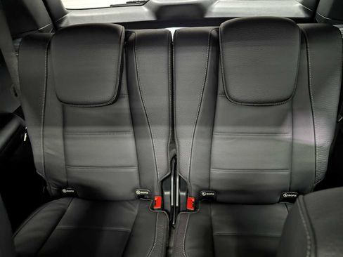 New 2026 Mercedes-Benz GLS 450 4MATIC image 23