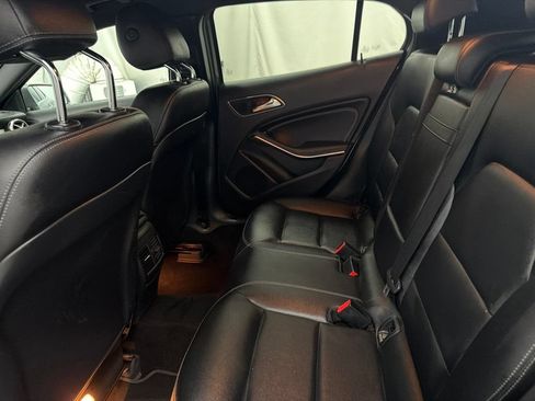 Certified 2018 Mercedes-Benz GLA 250 4MATIC image 20