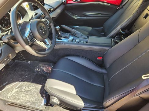 New 2026 MAZDA MX-5 Miata RF Grand Touring RWD image 8