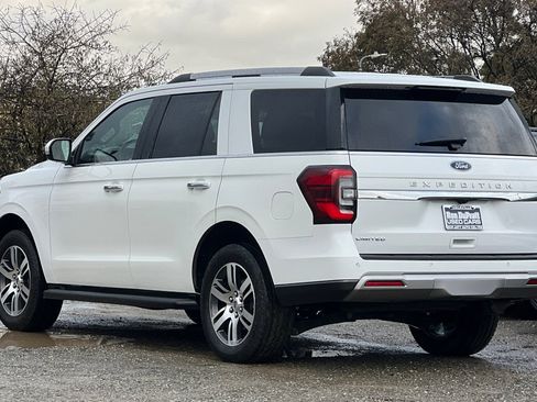 Certified 2024 Ford Expedition Limited image 6